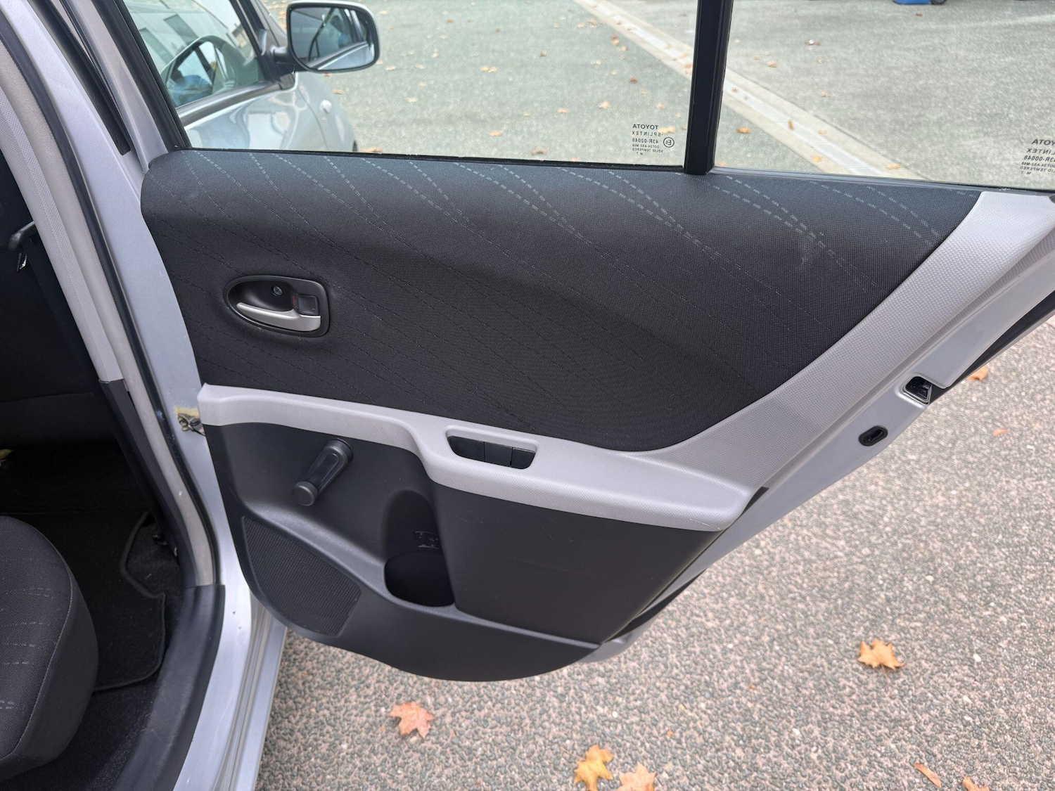 Used Toyota Yaris 2008 for sale - 76377753: Photo 34