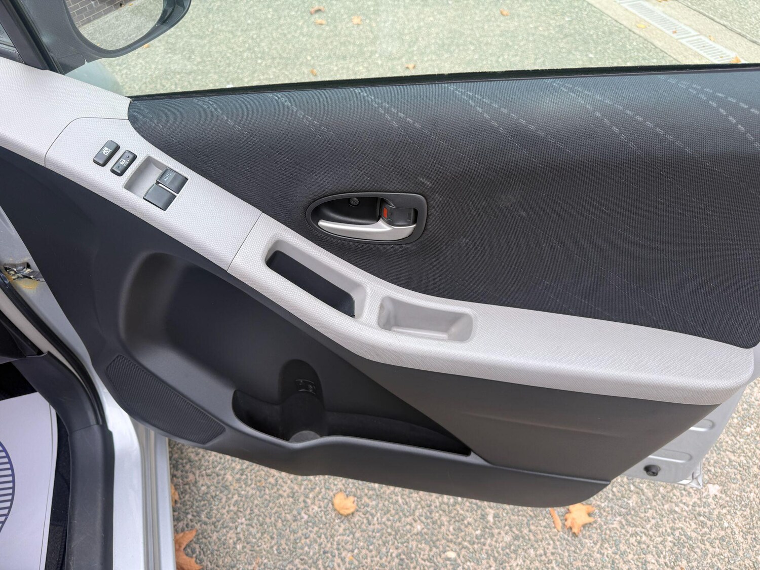 Used Toyota Yaris 2008 for sale - 76377753: Photo 36