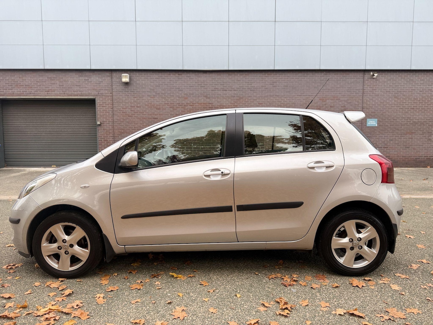 Used Toyota Yaris 2008 for sale - 76377753: Photo 6