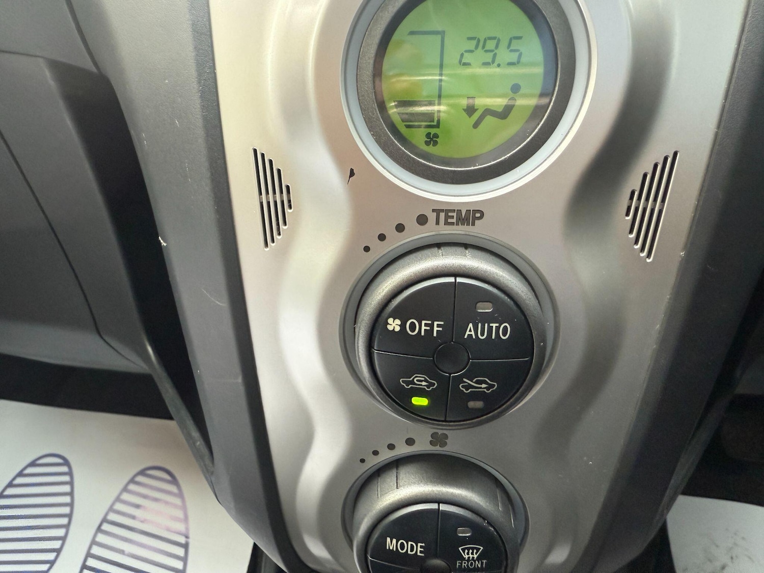 Used Toyota Yaris 2008 for sale - 76377753: Photo 73