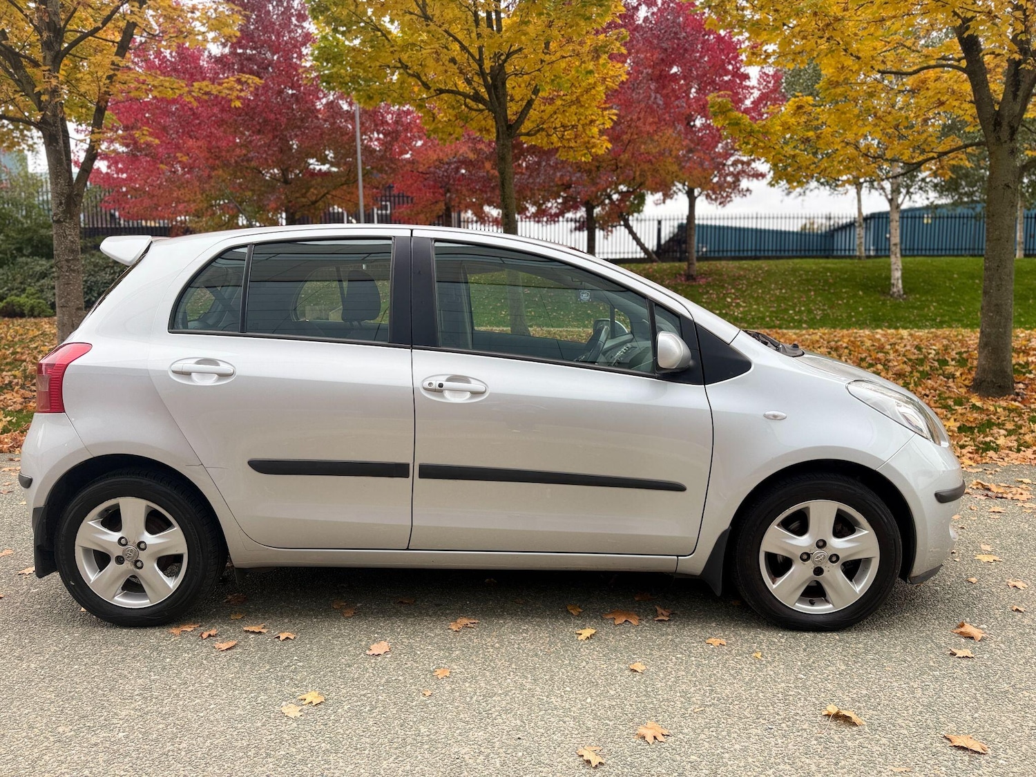Used Toyota Yaris 2008 for sale - 76377753: Photo 9