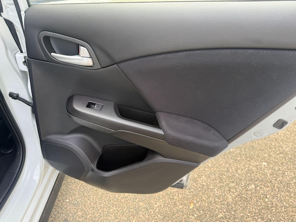 Used Honda Civic 2014 for sale - 76199809: Photo 31
