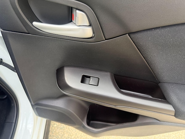 Used Honda Civic 2014 for sale - 76199809: Photo 32