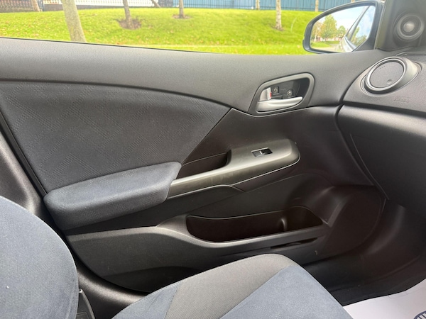 Used Honda Civic 2014 for sale - 76199809: Photo 35