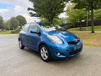 Toyota - Yaris