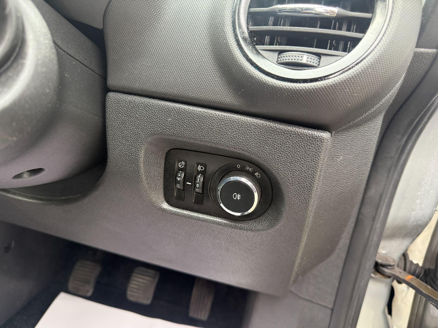 Used Vauxhall Corsa 2014 for sale - 76377281: Photo 21