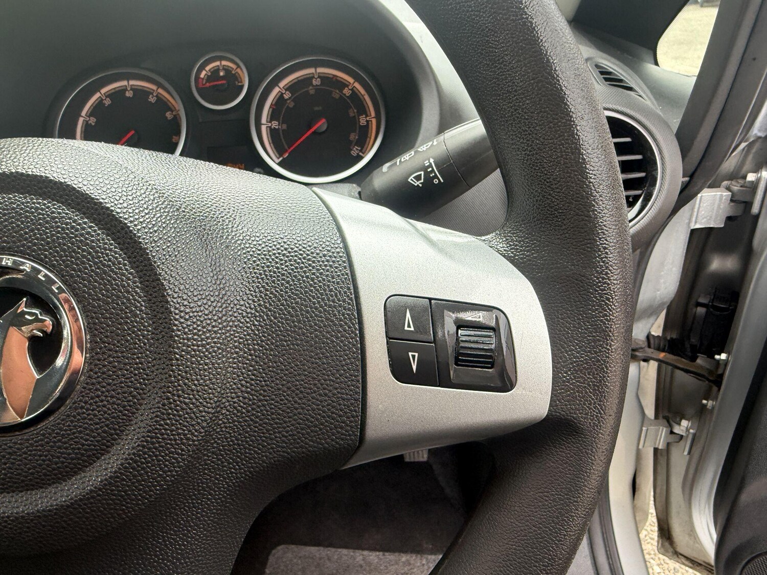 Used Vauxhall Corsa 2014 for sale - 76377281: Photo 22