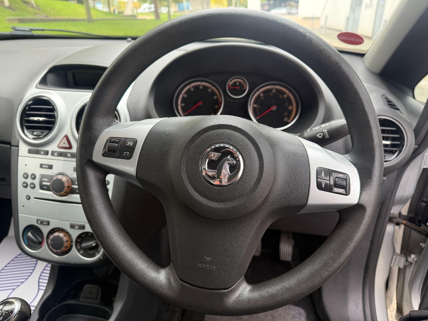 Used Vauxhall Corsa 2014 for sale - 76377281: Photo 42