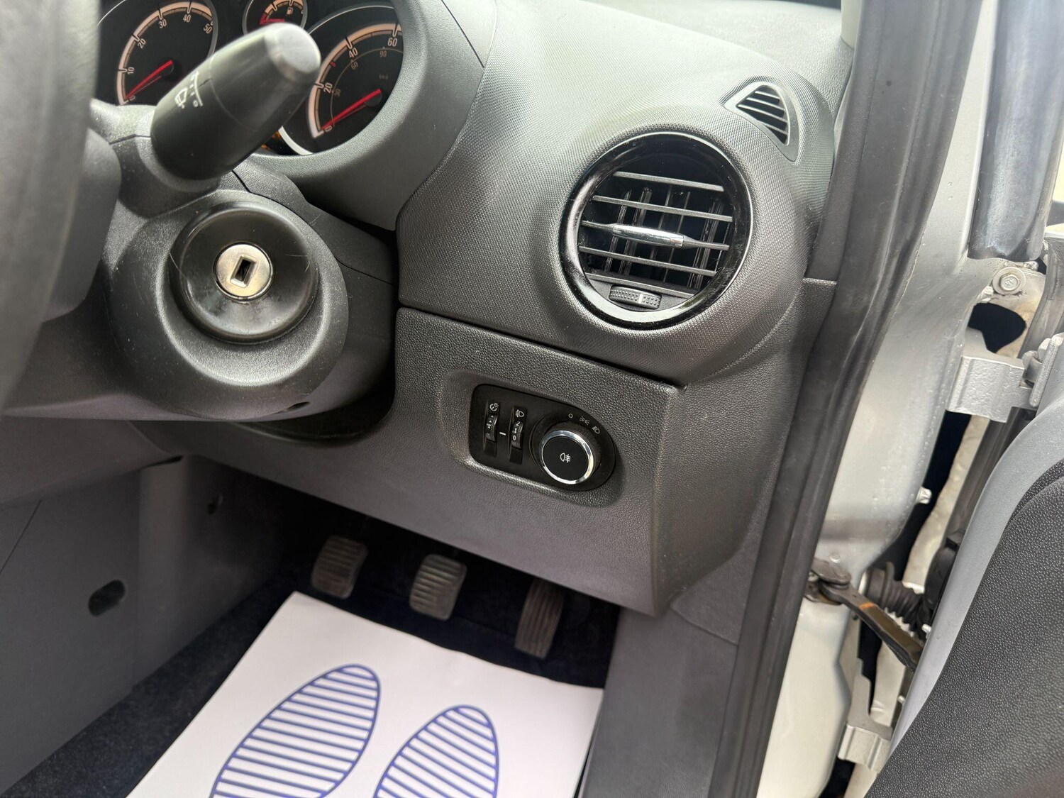 Used Vauxhall Corsa 2014 for sale - 76377281: Photo 52