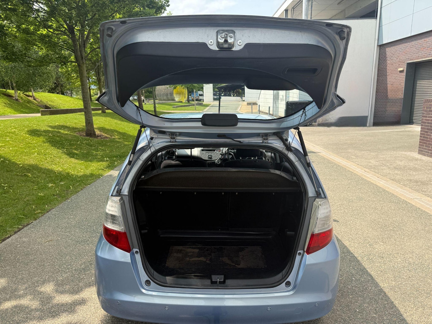 Vehicle 25