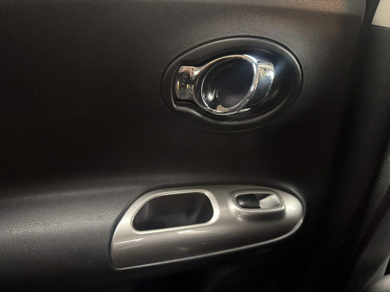 Used Nissan Juke 2014 for sale - 76158995: Photo 23