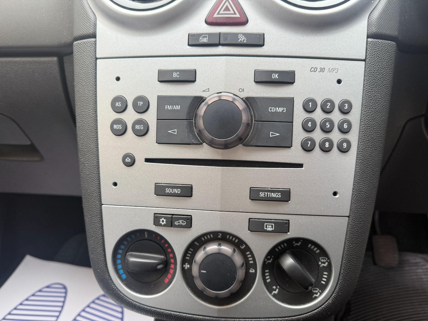 Used Vauxhall Corsa 2012 for sale - 76377841: Photo 12