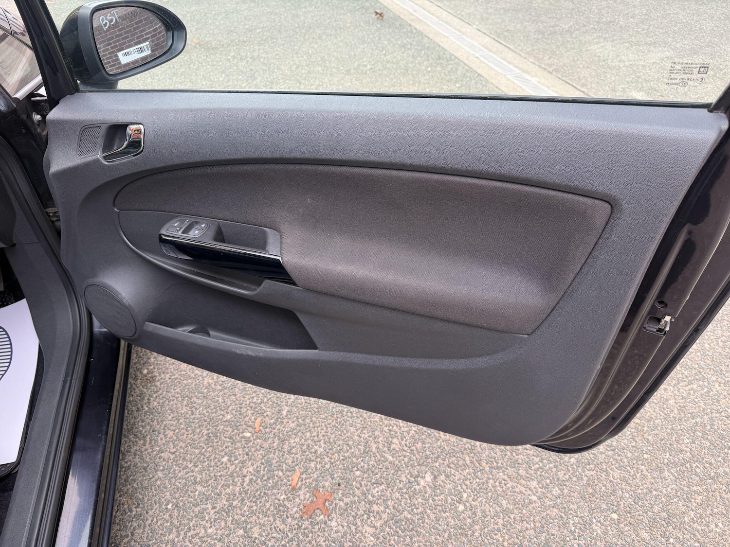 Used Vauxhall Corsa 2012 for sale - 76377841: Photo 26