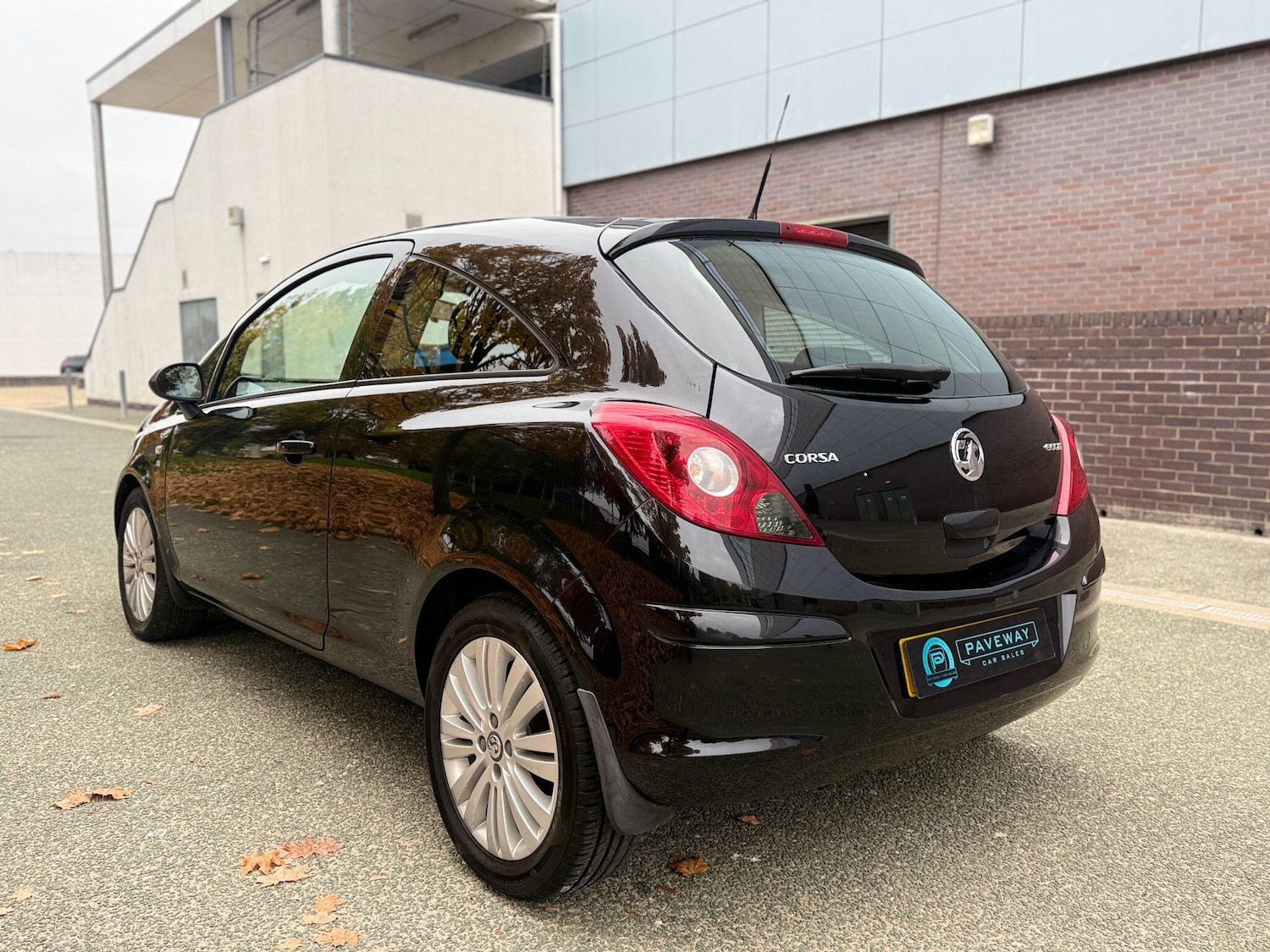 Used Vauxhall Corsa 2012 for sale - 76377841: Photo 4