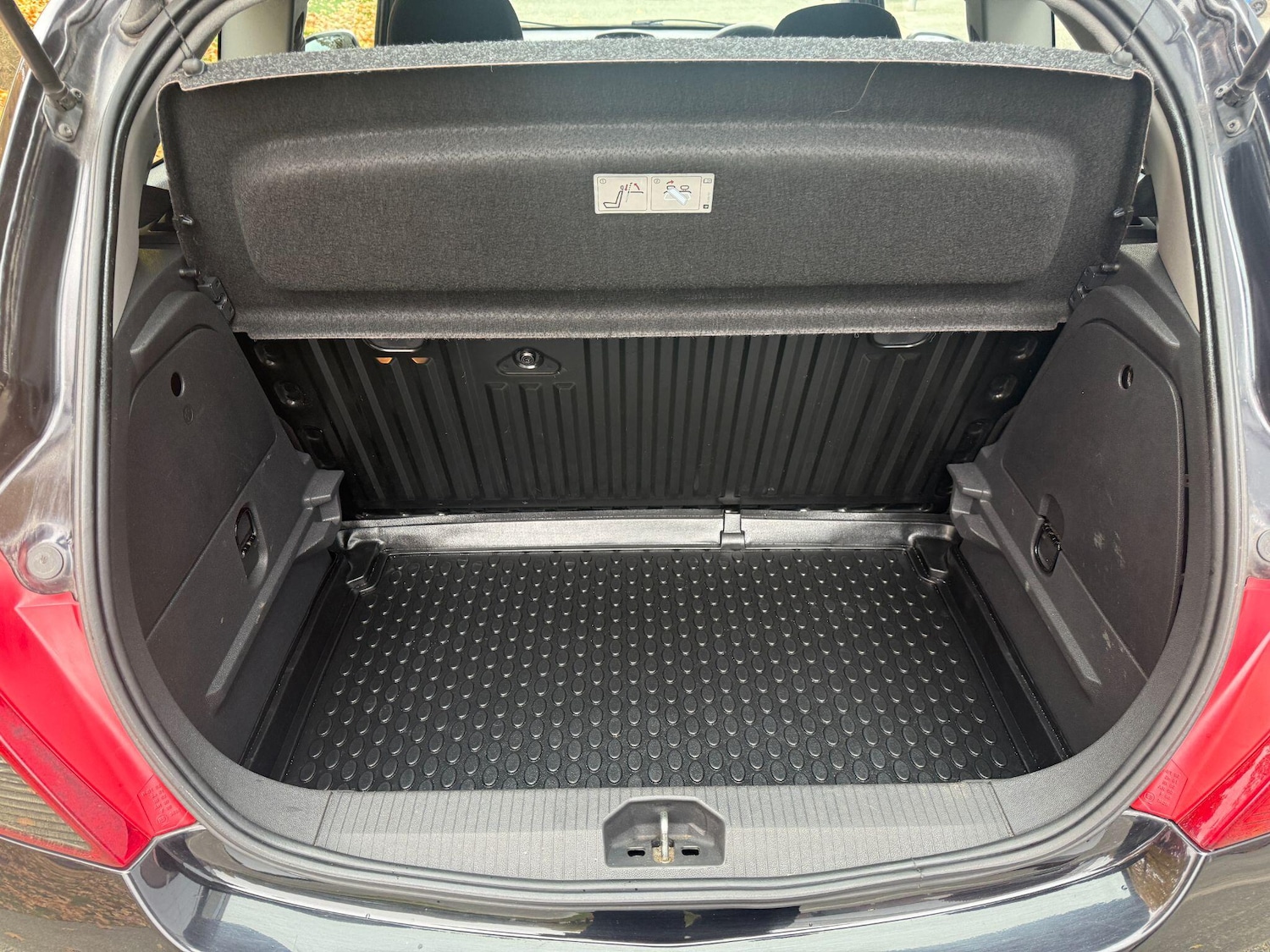 Used Vauxhall Corsa 2012 for sale - 76377841: Photo 41