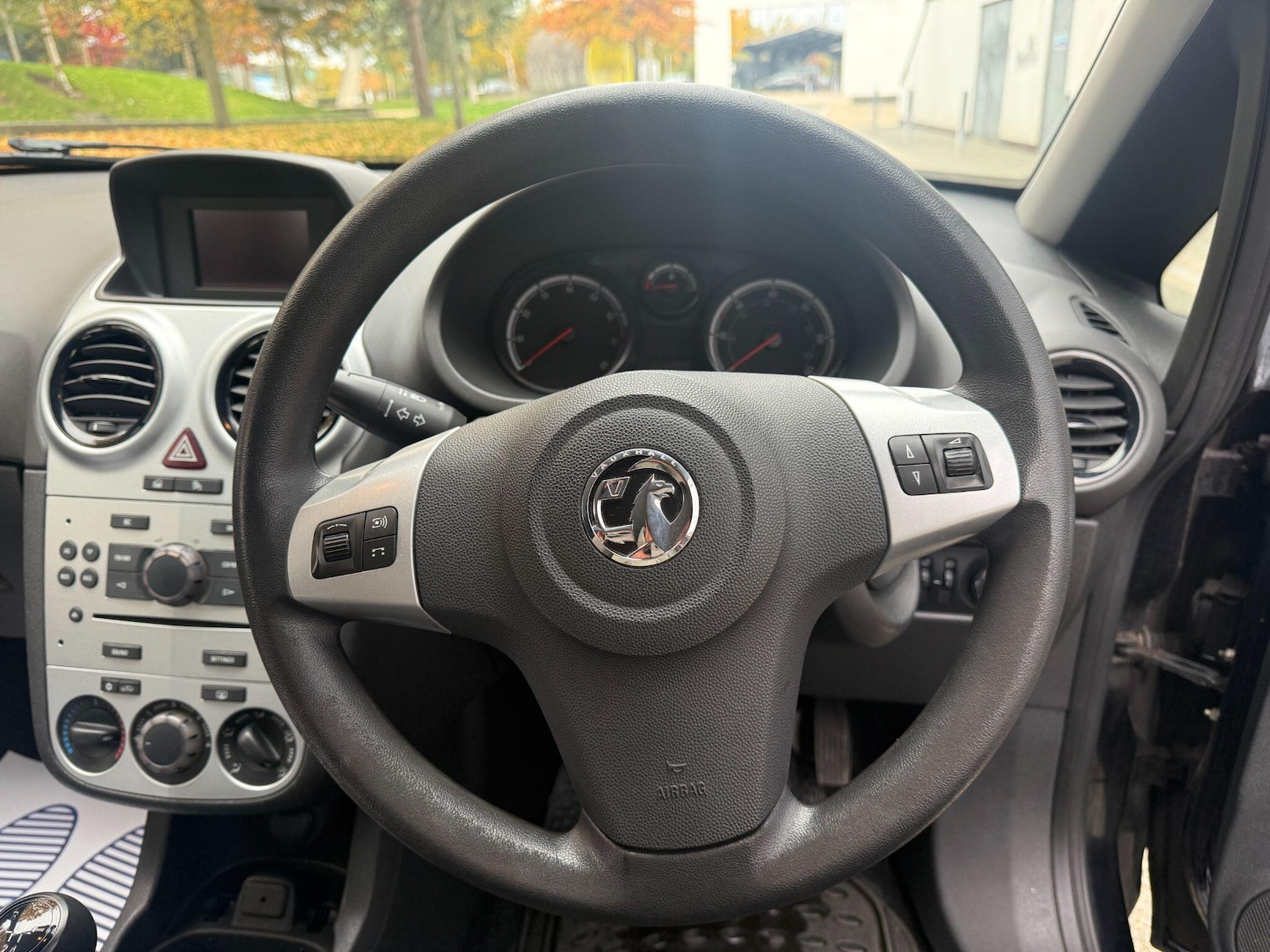 Used Vauxhall Corsa 2012 for sale - 76377841: Photo 42