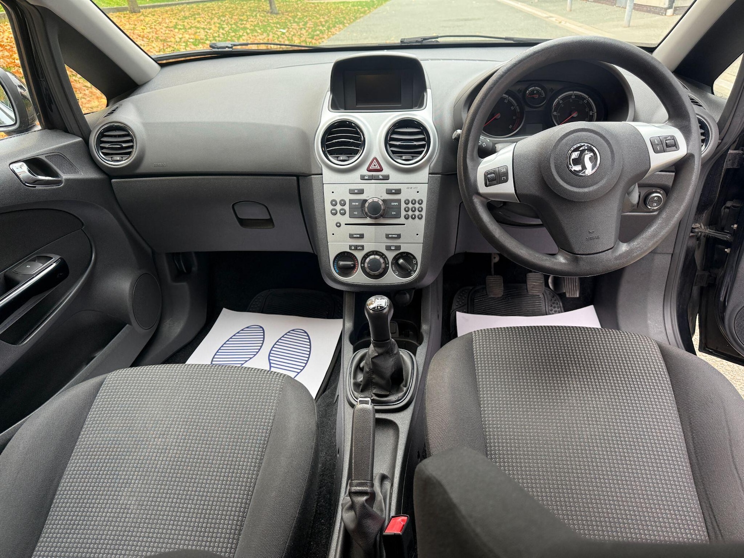 Used Vauxhall Corsa 2012 for sale - 76377841: Photo 9