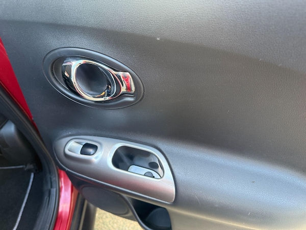 Used Nissan Juke 2013 for sale - 76283819: Photo 24