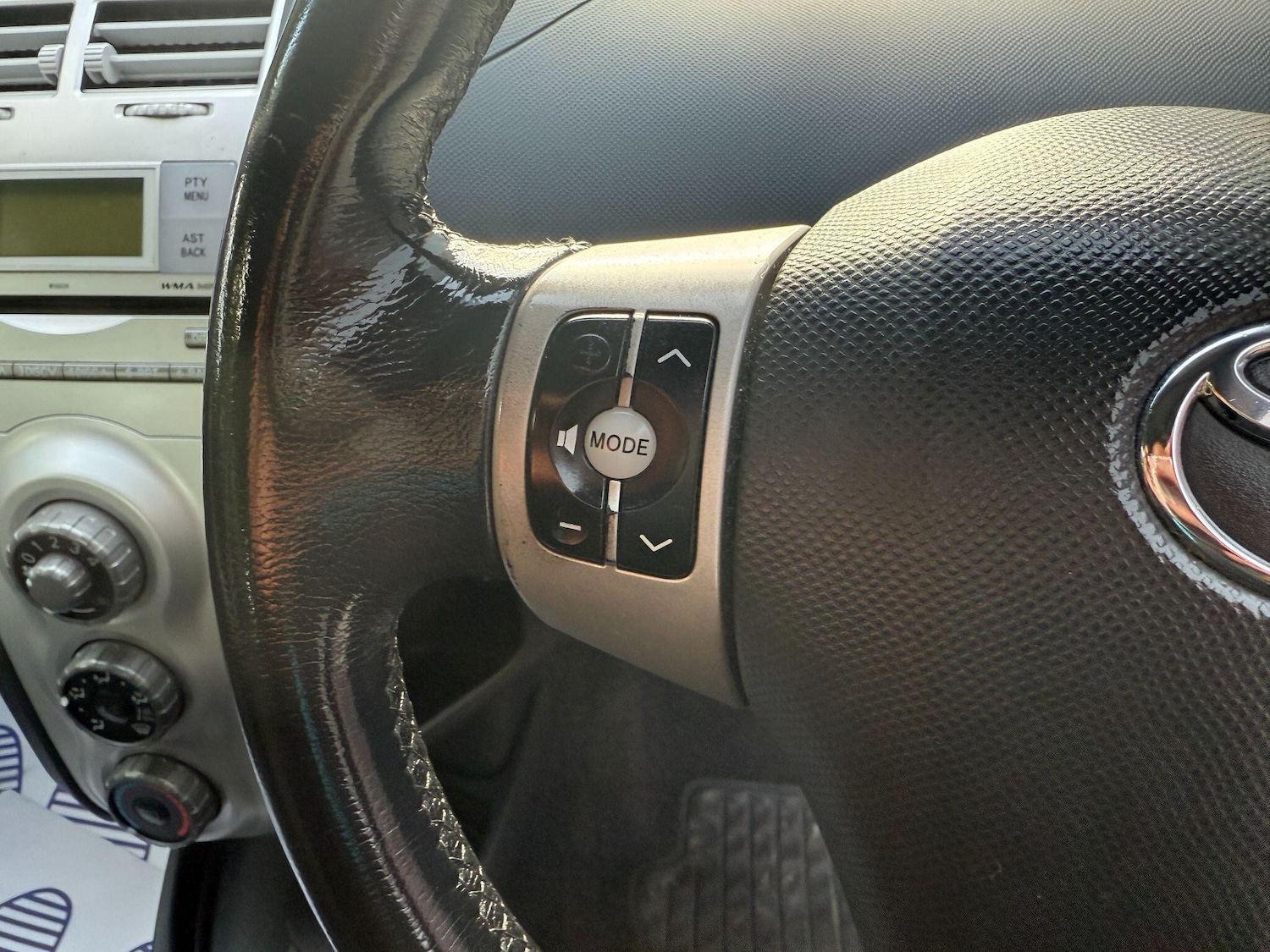 Used Toyota Yaris 2007 for sale - 76378110: Photo 25