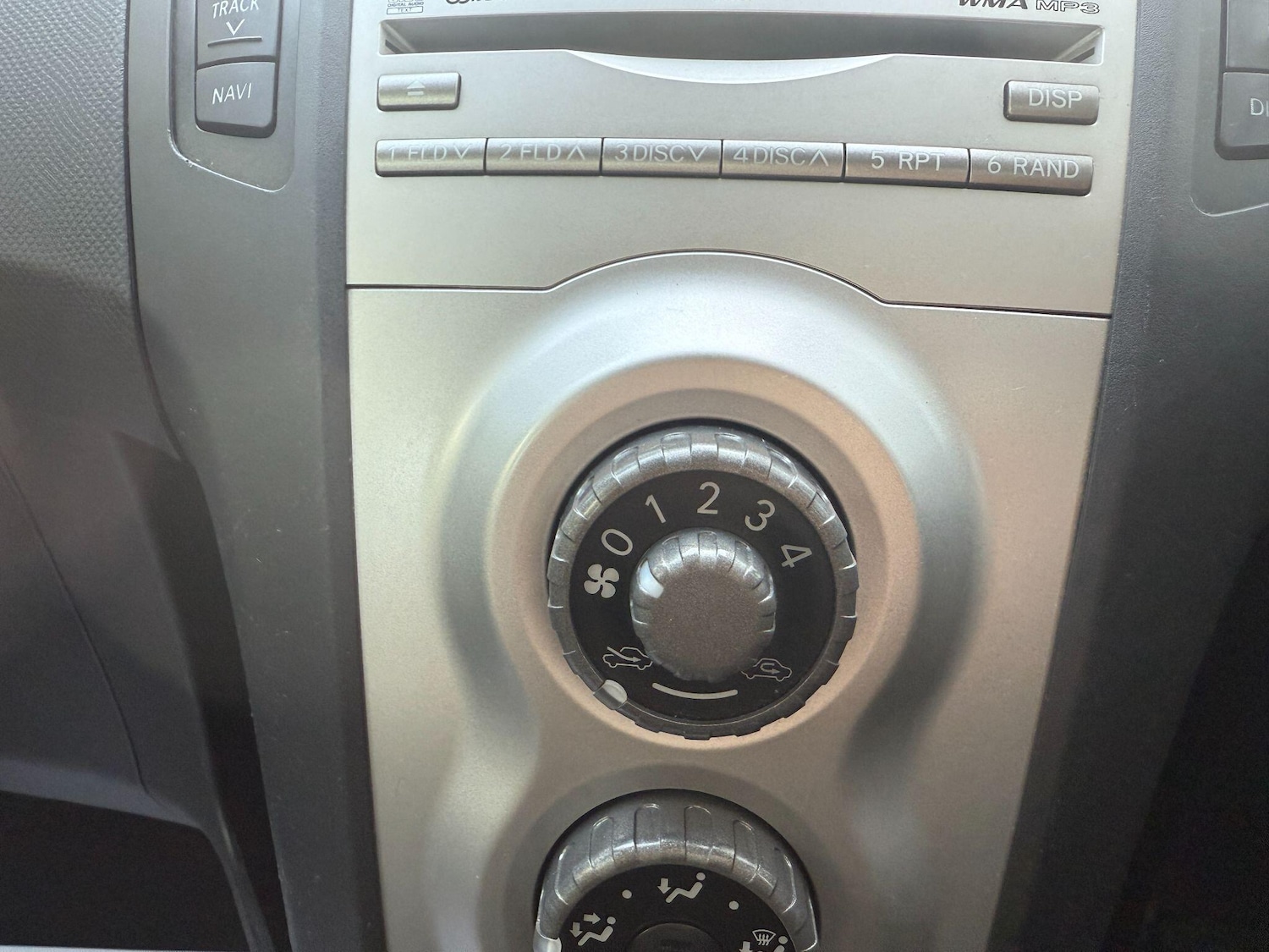 Used Toyota Yaris 2007 for sale - 76378110: Photo 27