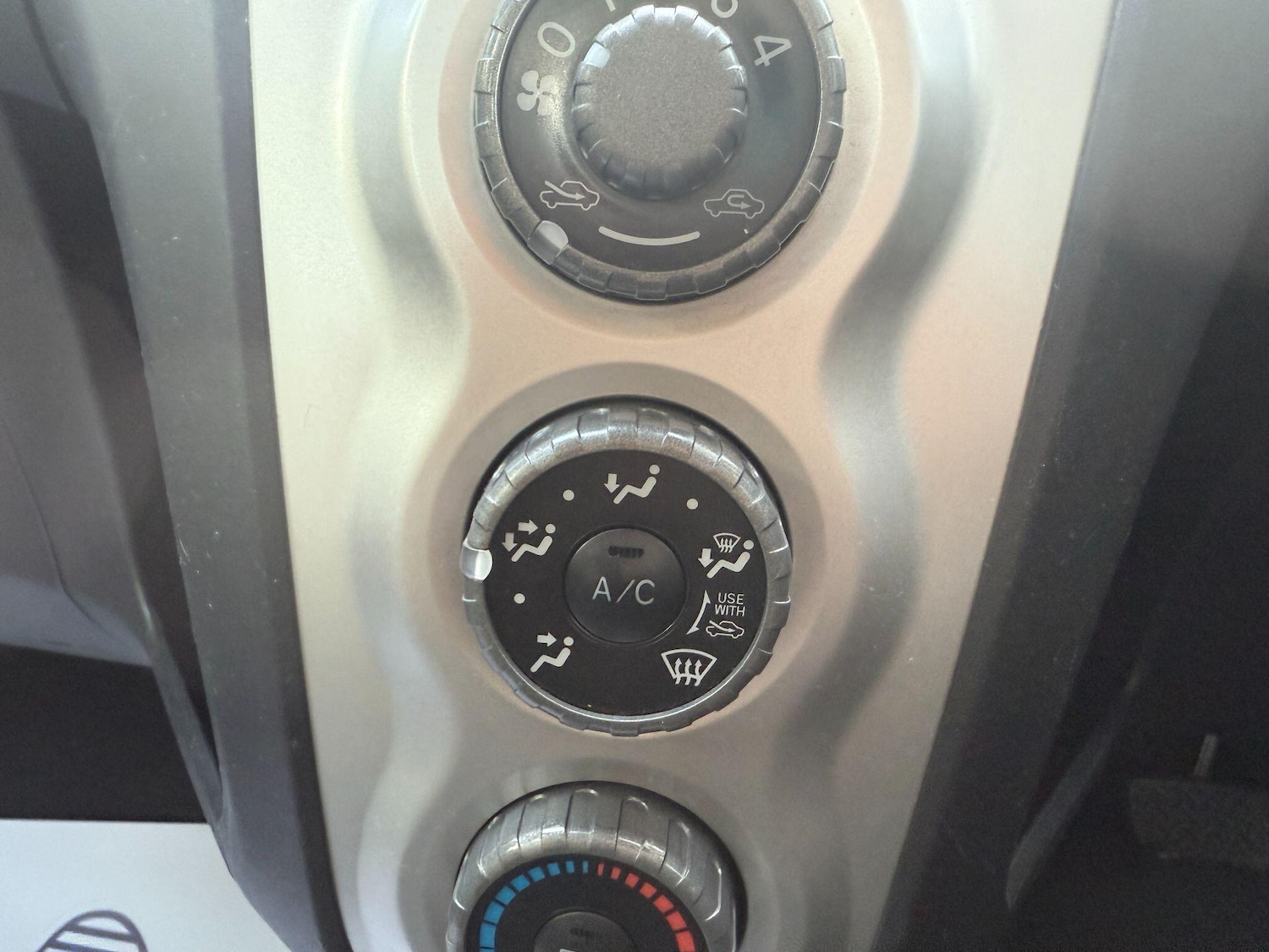 Used Toyota Yaris 2007 for sale - 76378110: Photo 28