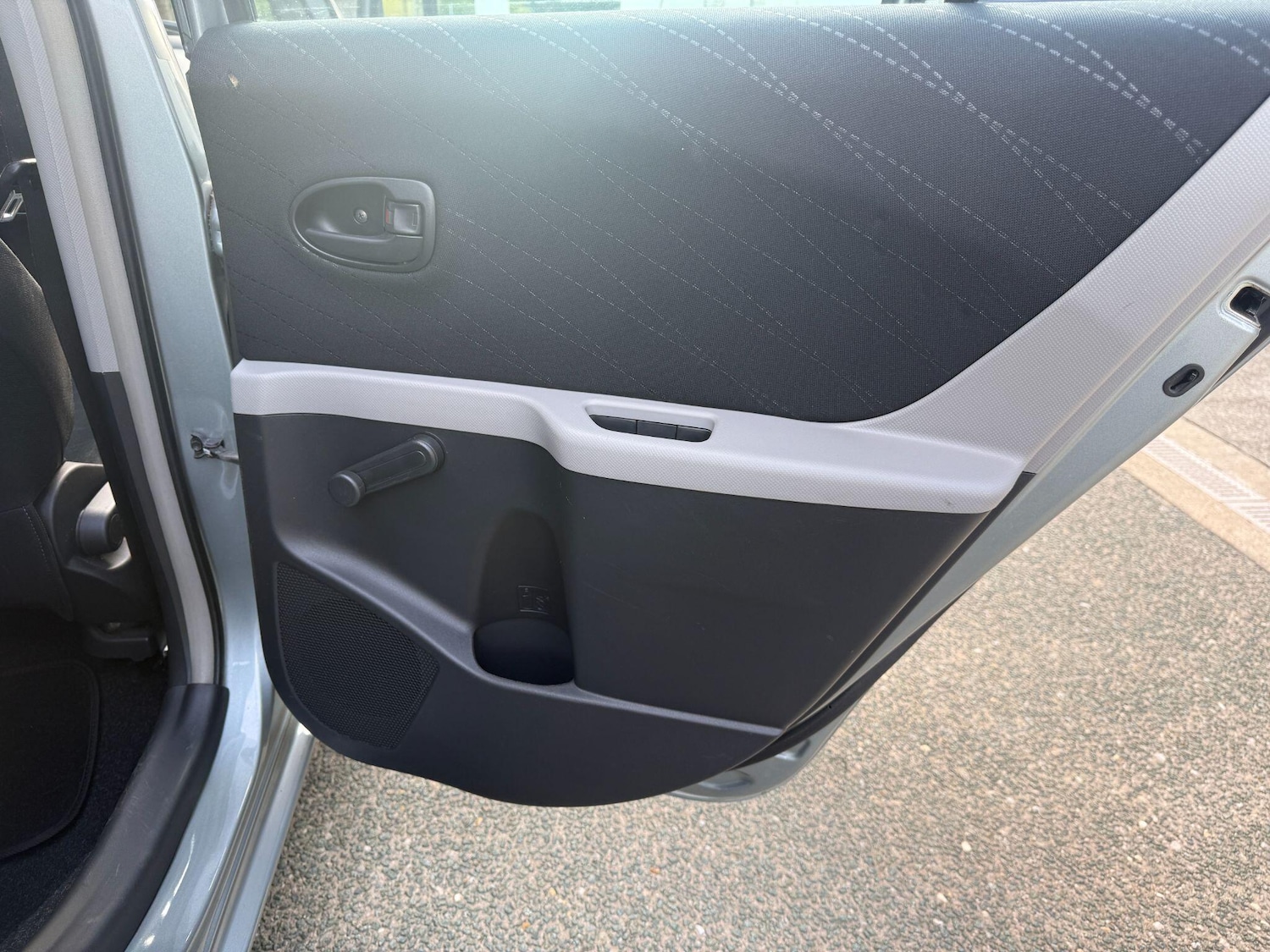 Used Toyota Yaris 2007 for sale - 76378110: Photo 33