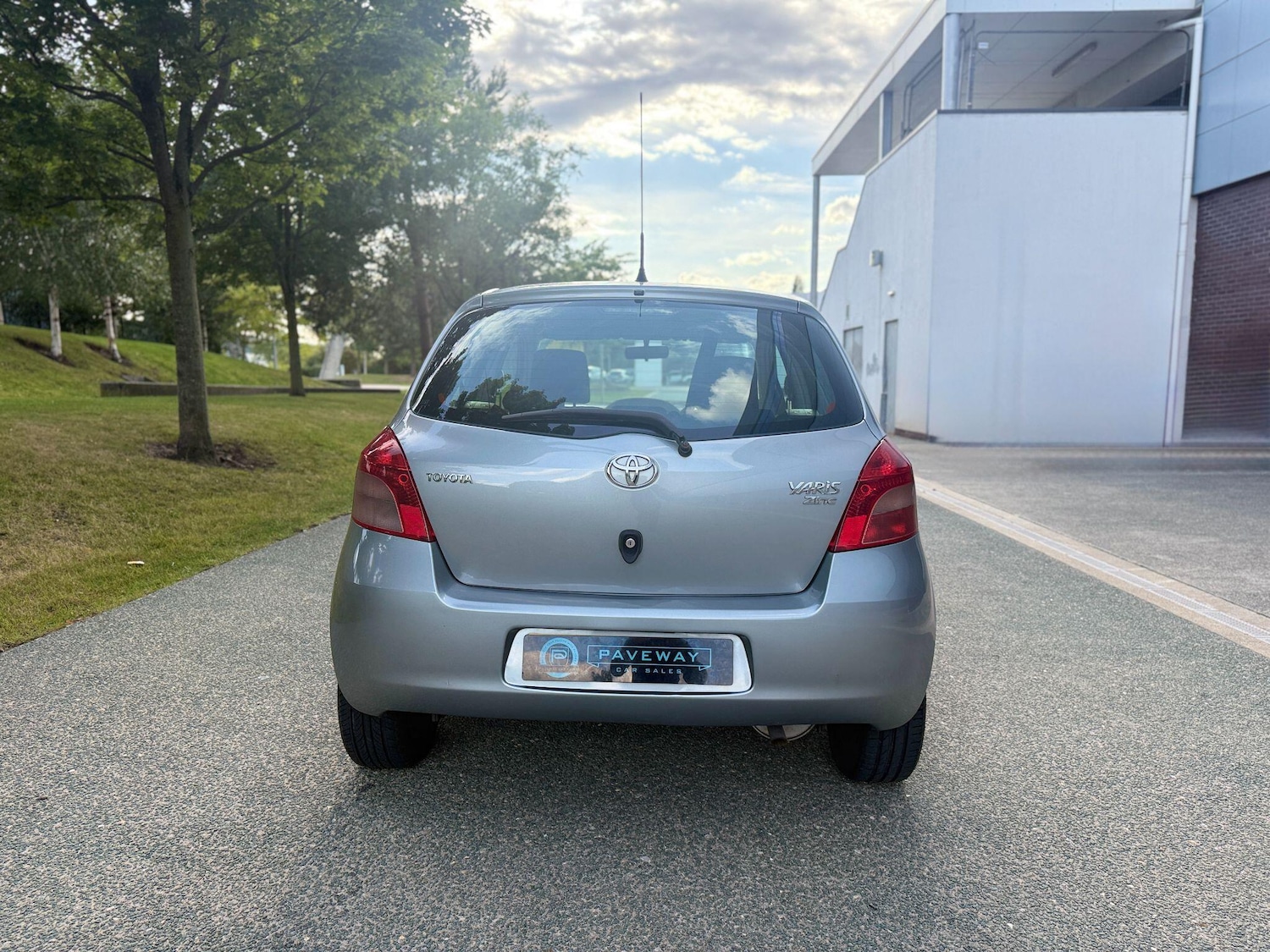 Used Toyota Yaris 2007 for sale - 76378110: Photo 4