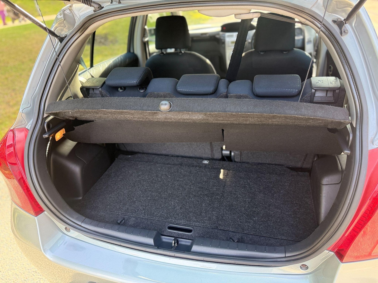 Used Toyota Yaris 2007 for sale - 76378110: Photo 48