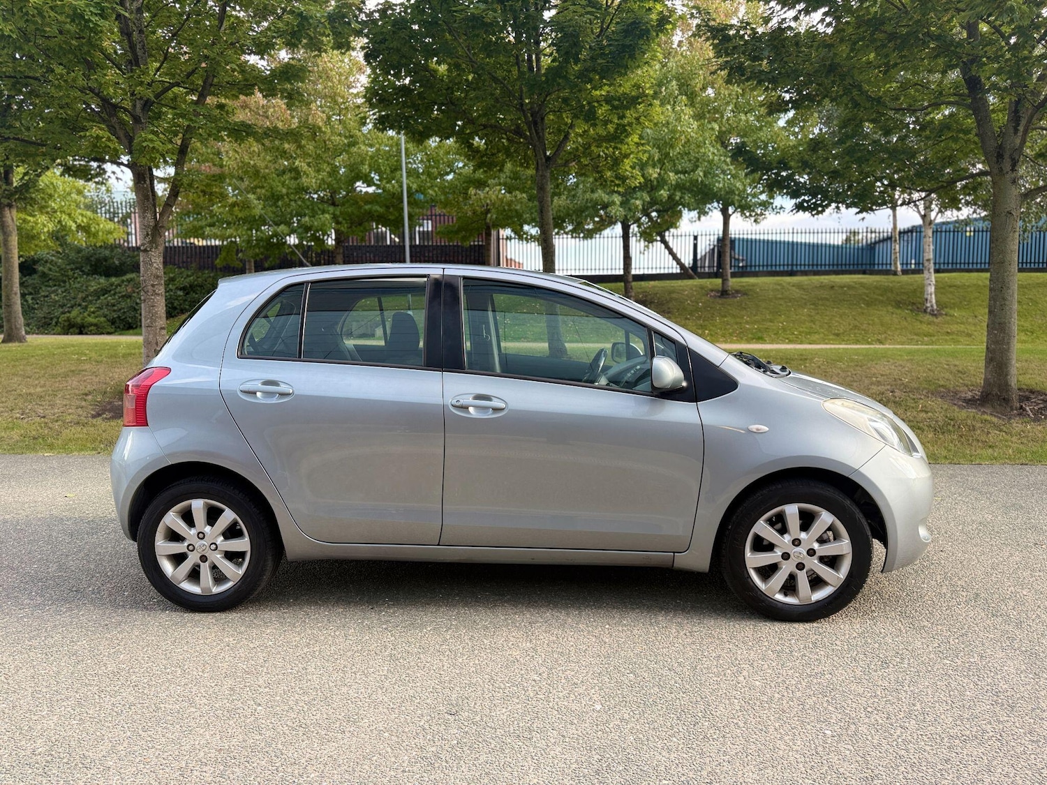 Used Toyota Yaris 2007 for sale - 76378110: Photo 6