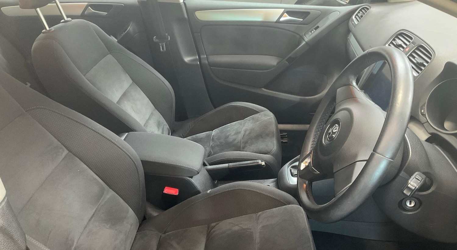 Used Volkswagen Golf 2012 for sale - 78083927: Photo 24