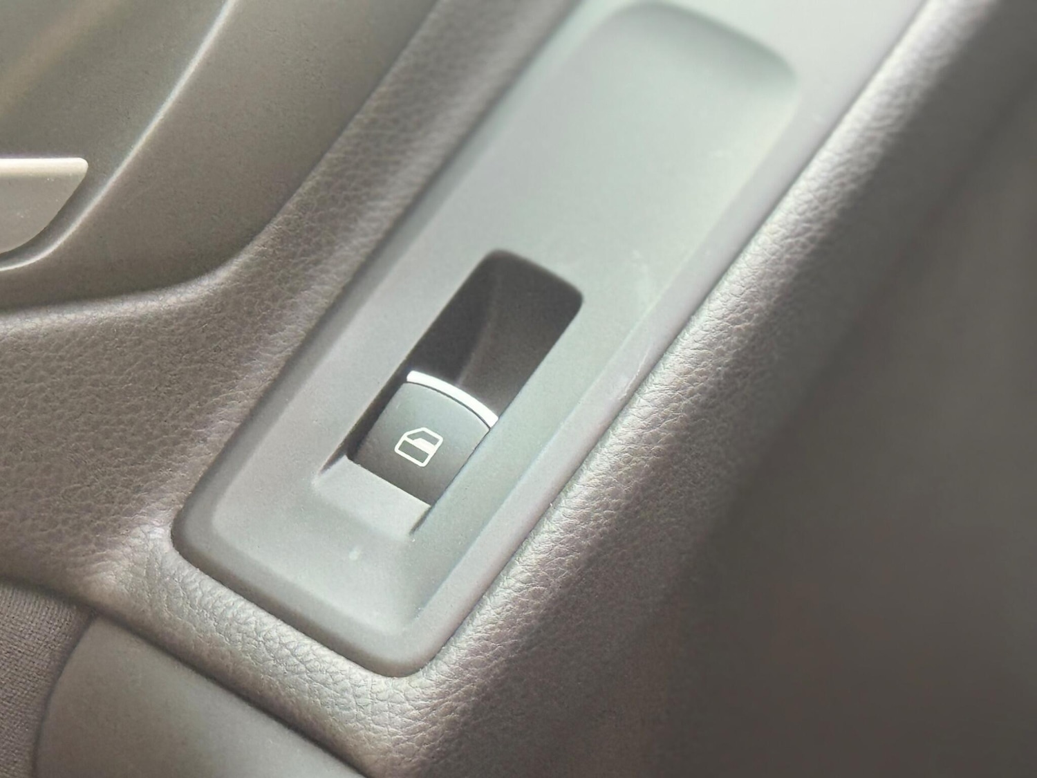 Used Volkswagen Golf 2012 for sale - 78083927: Photo 28