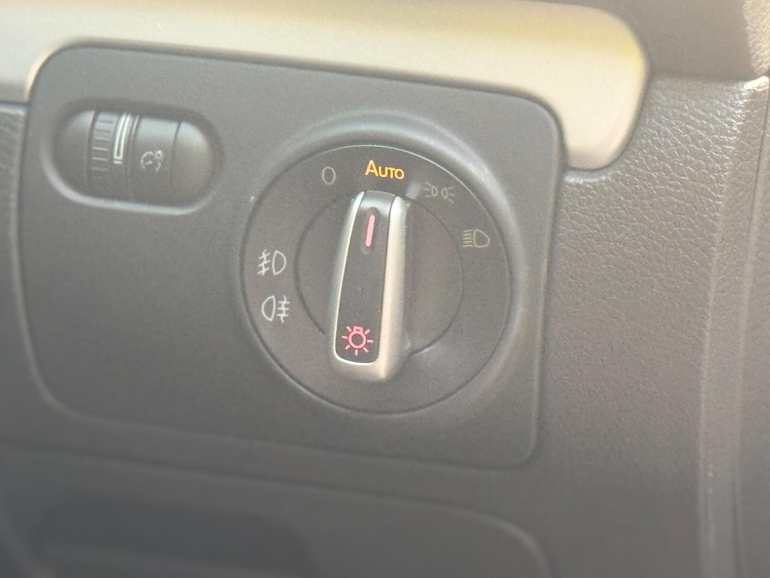 Used Volkswagen Golf 2012 for sale - 78083927: Photo 38