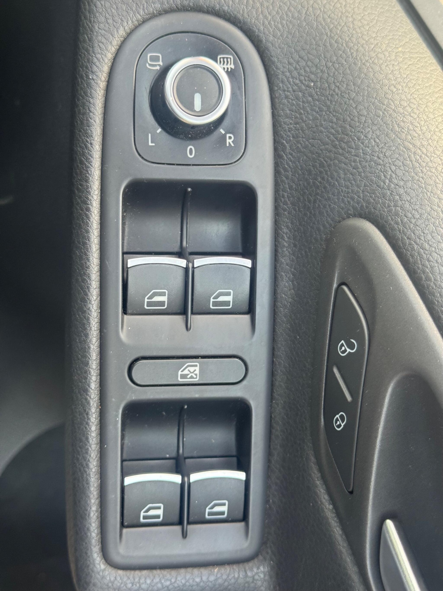 Used Volkswagen Golf 2012 for sale - 78083927: Photo 39