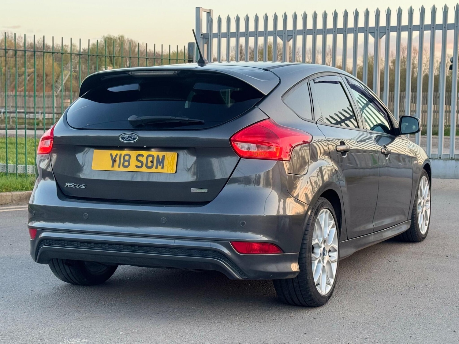 Used Ford Focus 2017 for sale - 78083935: Photo 4