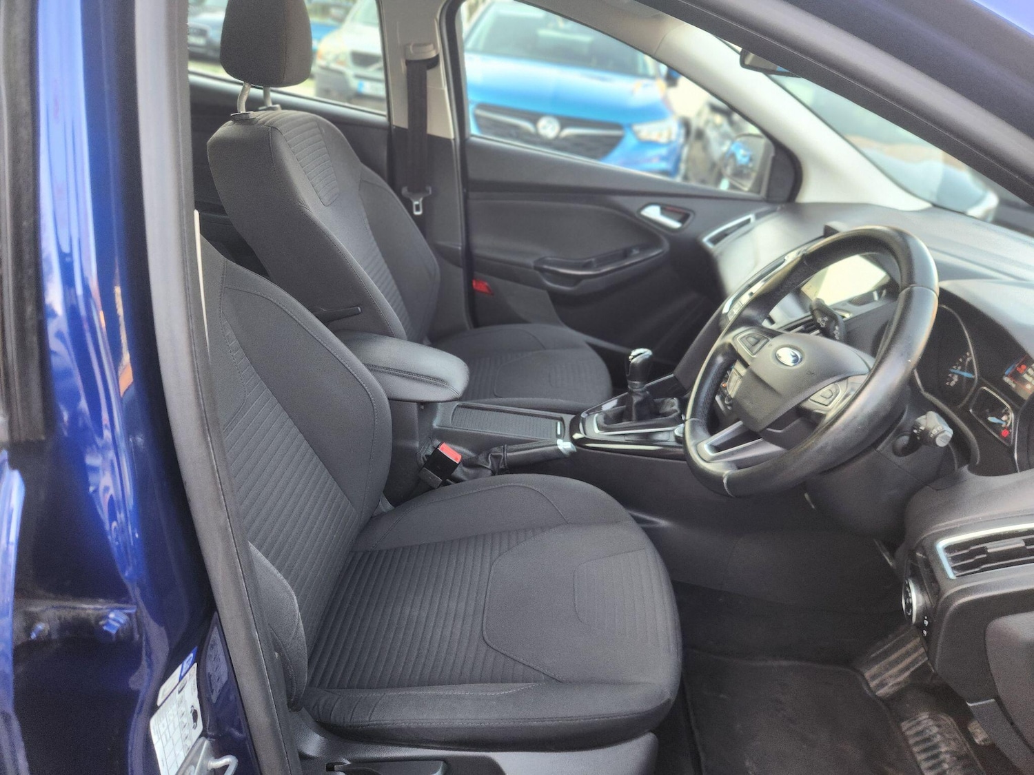 Used Ford Focus 2017 for sale - 78083940: Photo 5