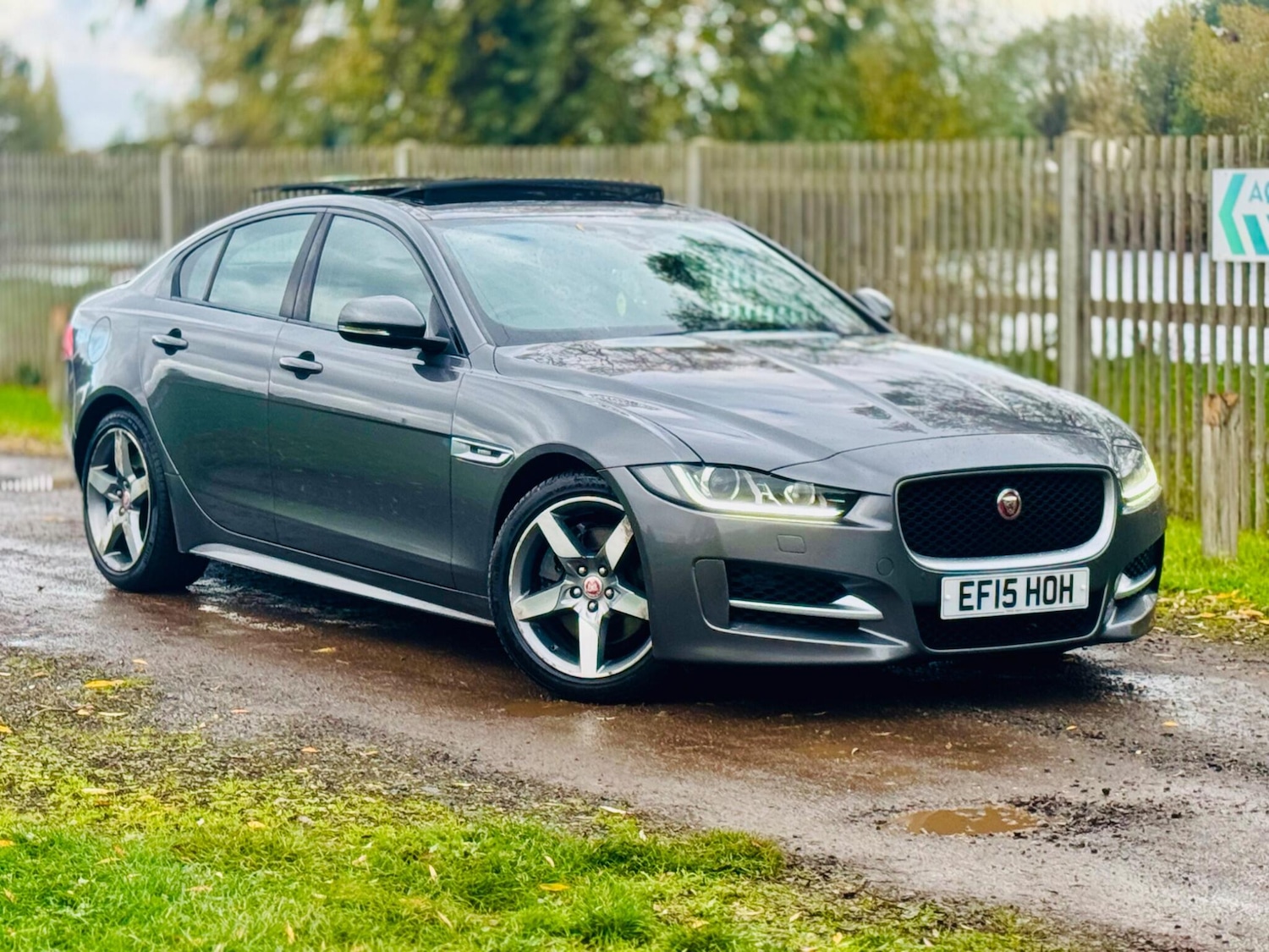 Used Jaguar XE 2015 for sale - 78083932: Photo 20