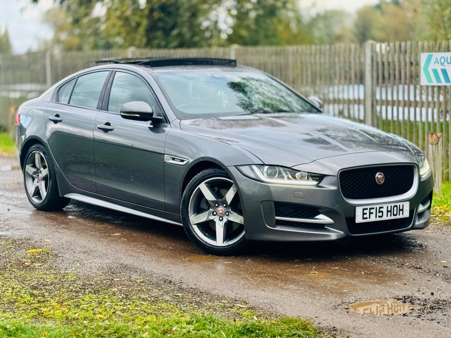 Used Jaguar XE 2015 for sale - 78083932: Photo 28