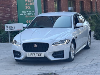 Used Jaguar XF 2017 for sale - 79014423: Photo