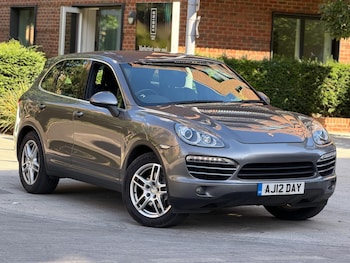 Used Porsche Cayenne 2012 for sale - 79117751: Photo