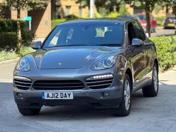 Used Porsche Cayenne 2012 for sale - 79117751: Photo