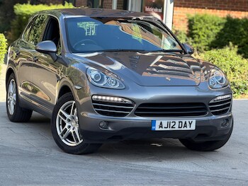 Used Porsche Cayenne 2012 for sale - 79117751: Photo