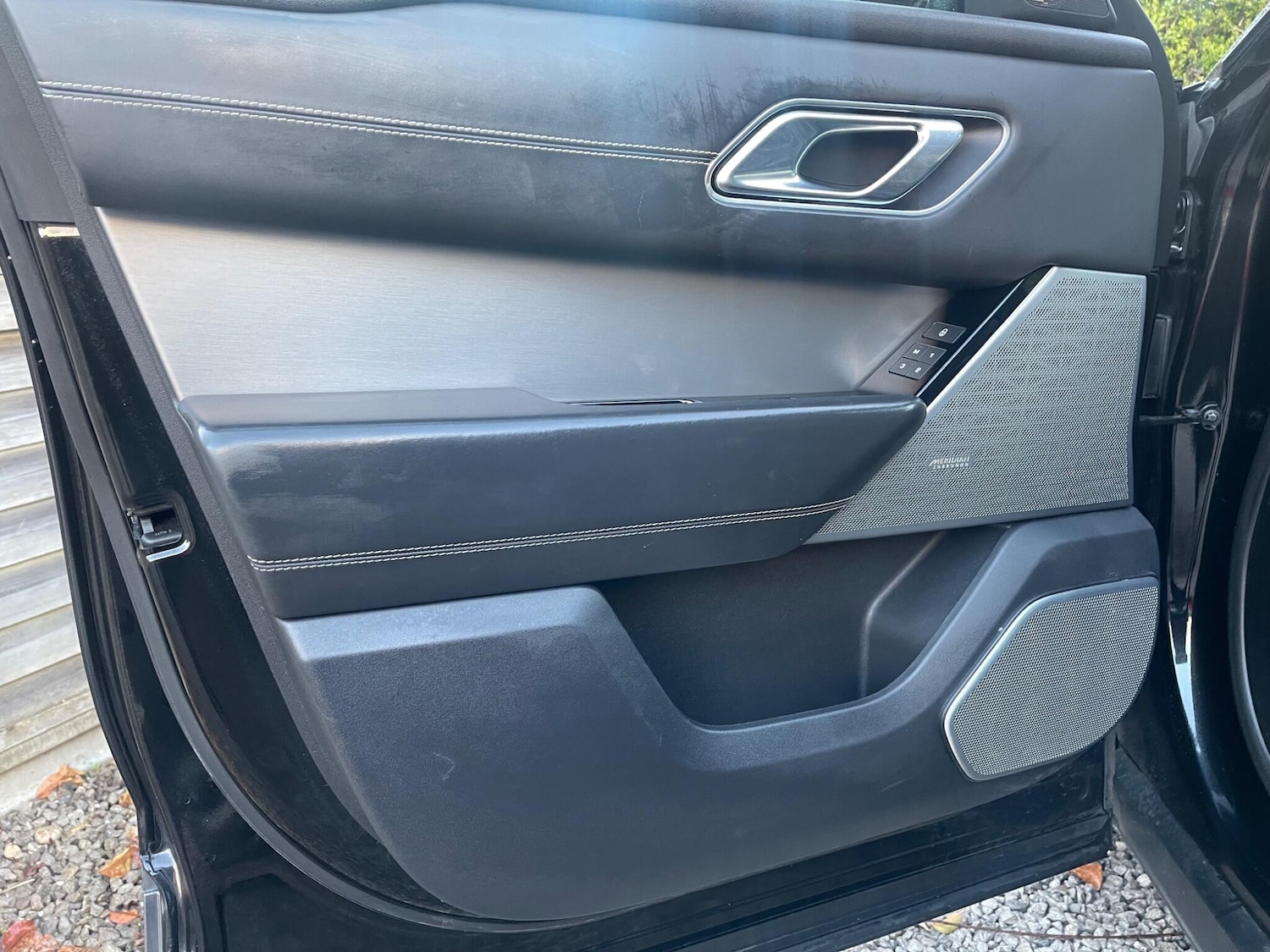 Used Land Rover Range Rover Velar 2017 for sale - 78083975: Photo 16