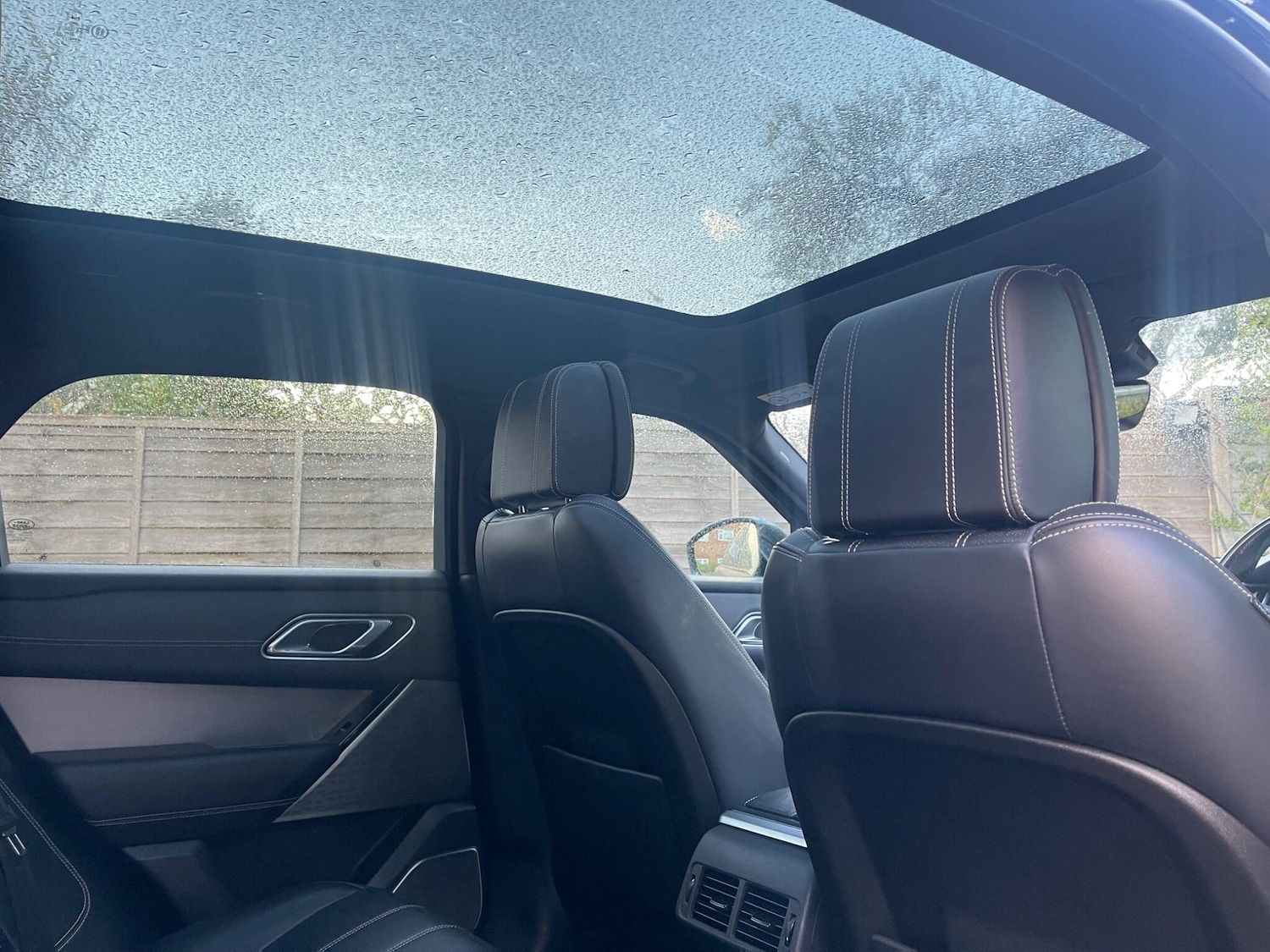 Used Land Rover Range Rover Velar 2017 for sale - 78083975: Photo 24