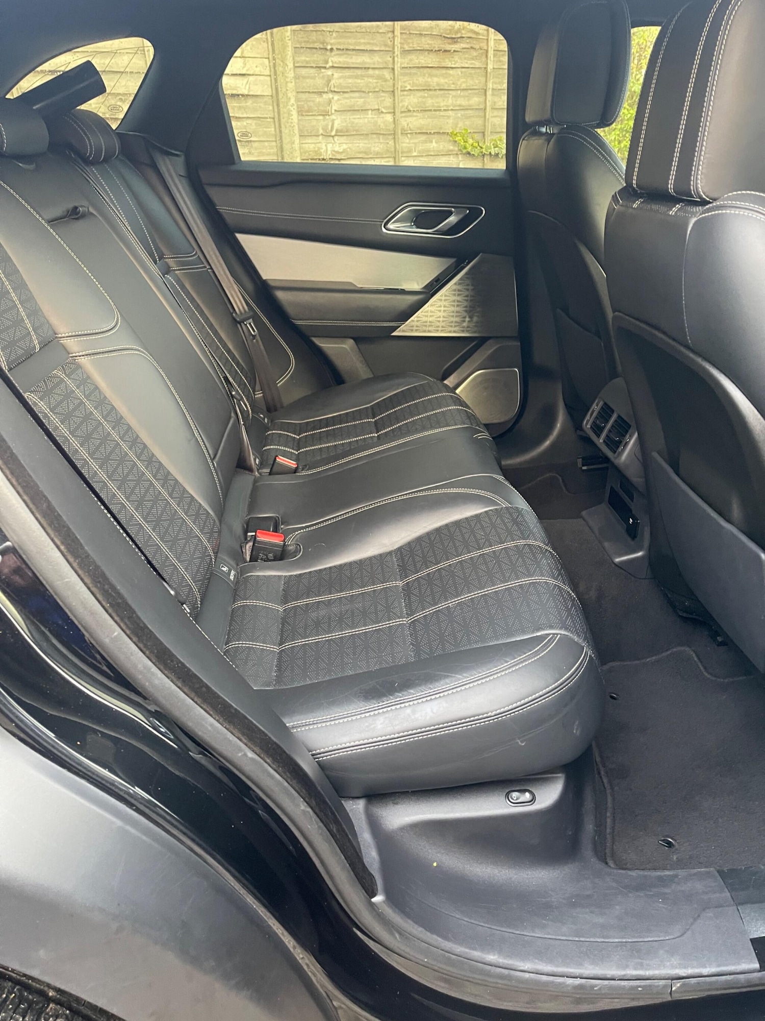 Used Land Rover Range Rover Velar 2017 for sale - 78083975: Photo 28