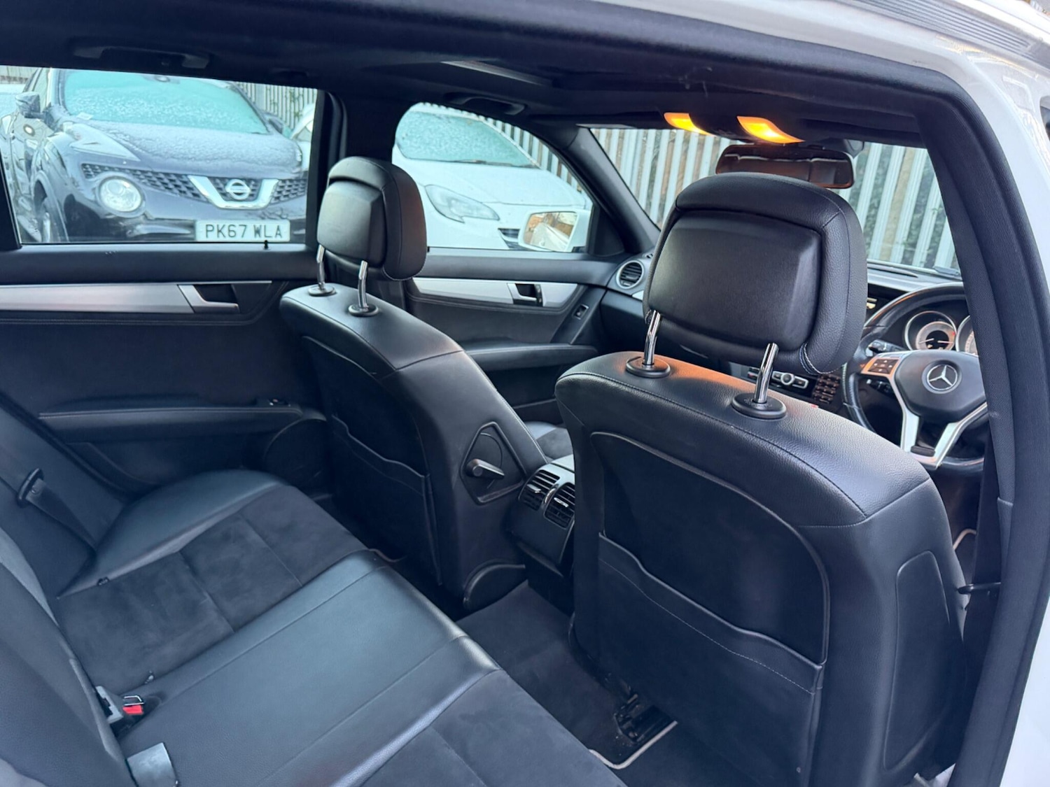 Used Mercedes-Benz C Class 2014 for sale - 78083912: Photo 28