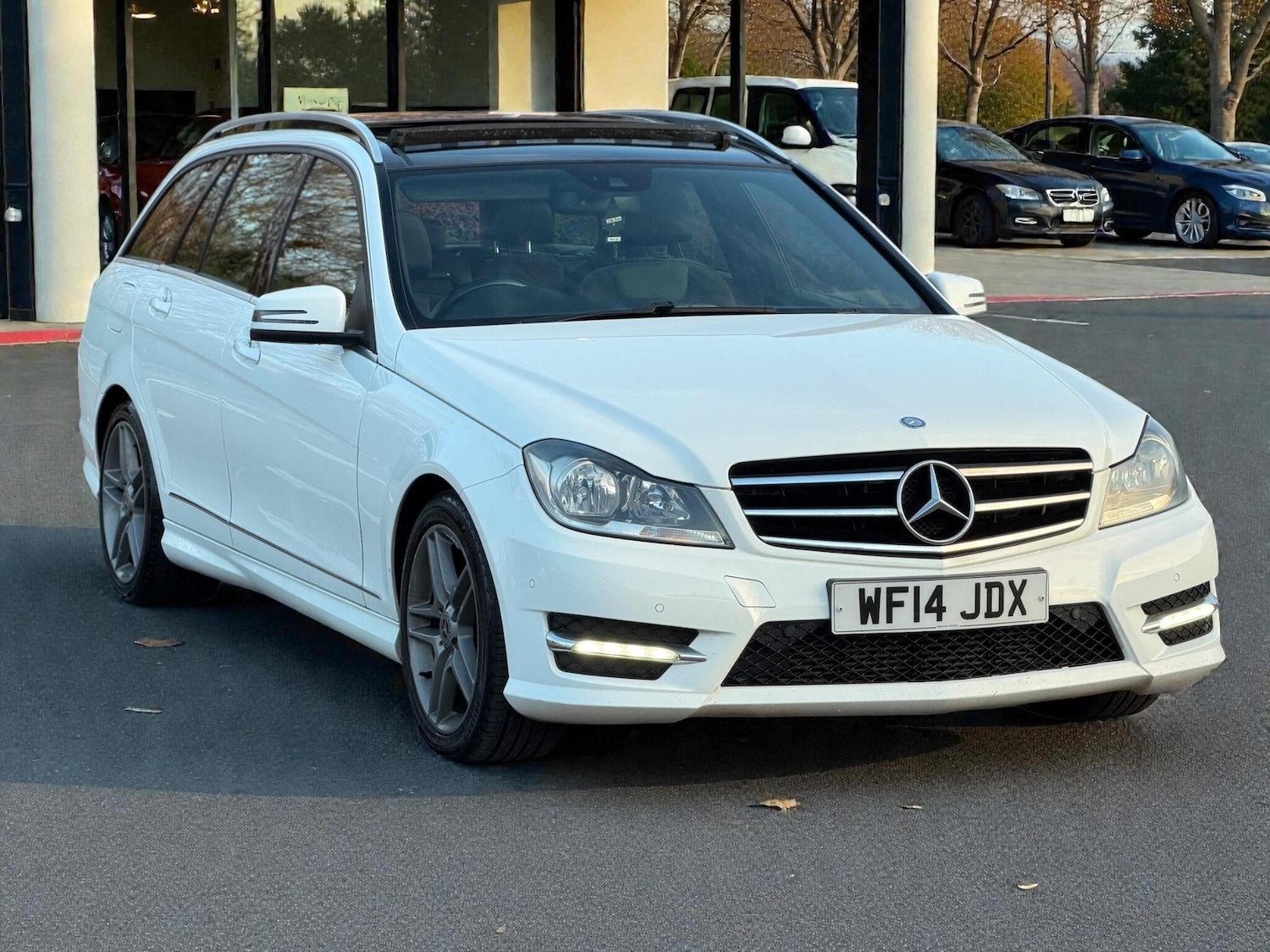 Used Mercedes-Benz C Class 2014 for sale - 78083912: Photo 8