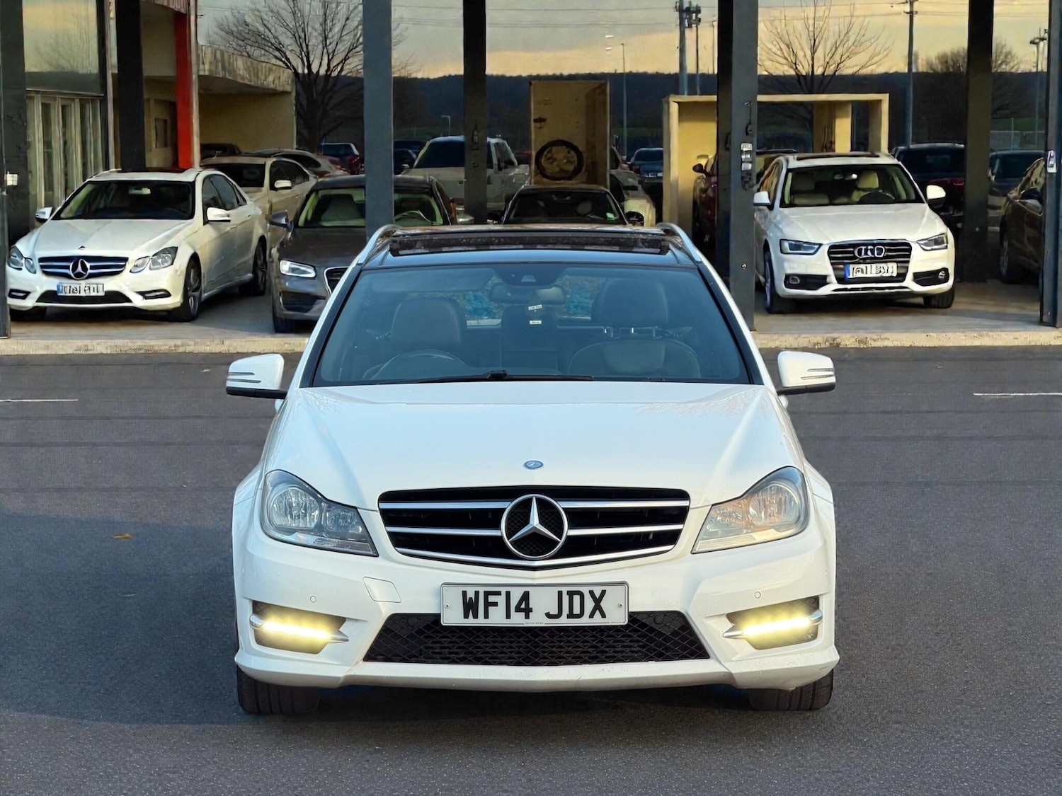 Used Mercedes-Benz C Class 2014 for sale - 78083912: Photo 9