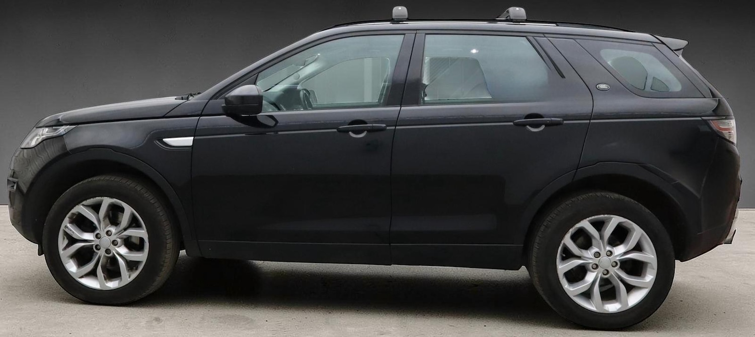 Used Land Rover Discovery Sport 2016 for sale - 78083936: Photo 5