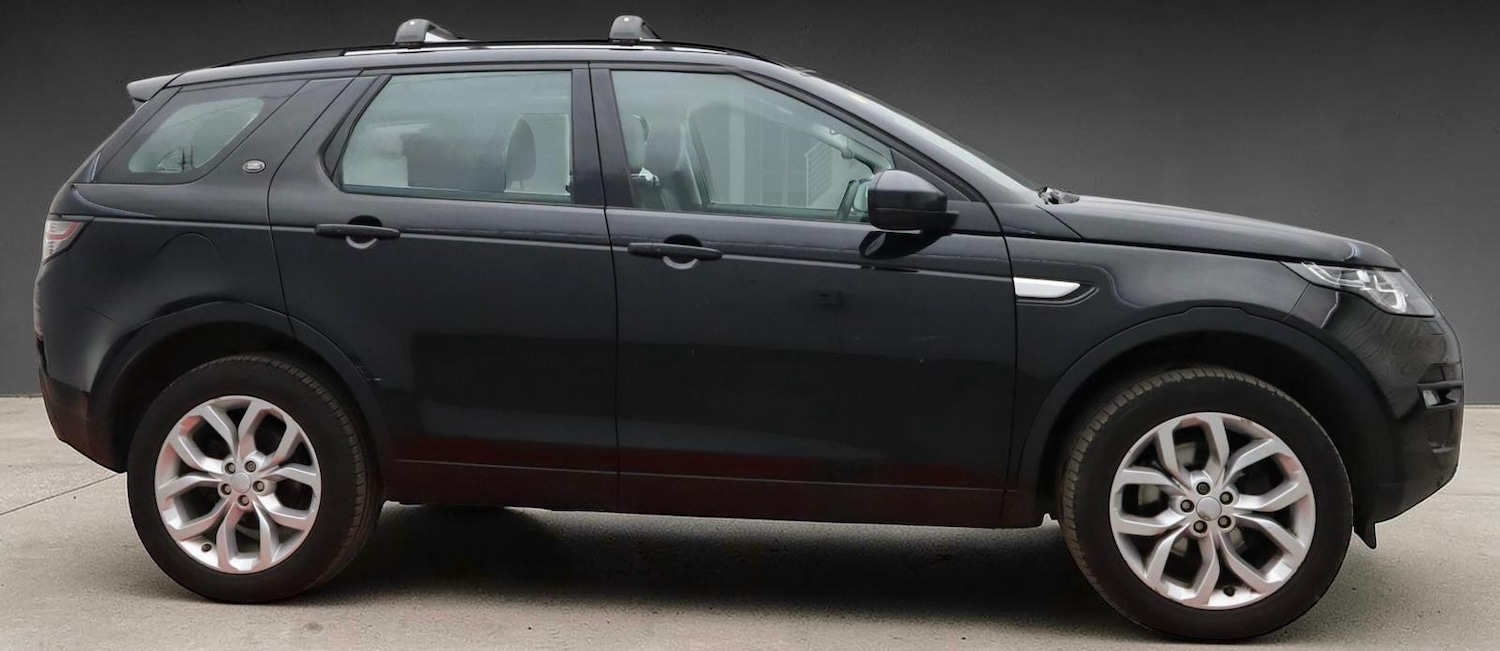 Used Land Rover Discovery Sport 2016 for sale - 78083936: Photo 6