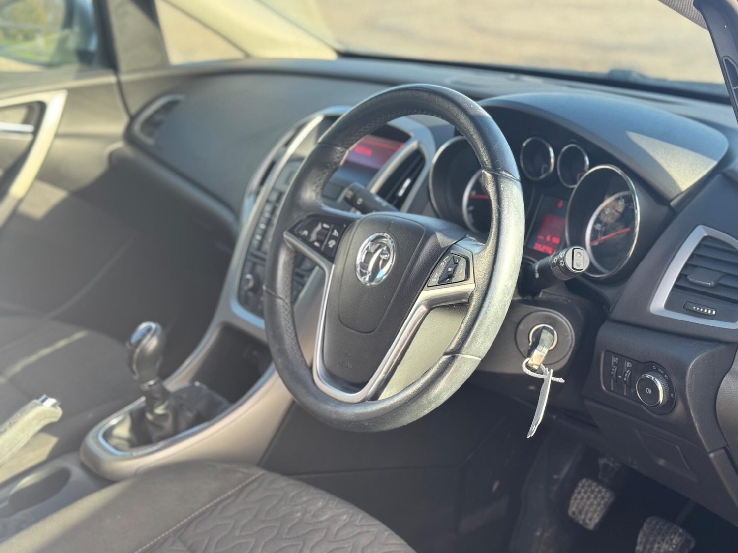 Used Vauxhall Astra 2013 for sale - 78083917: Photo 11